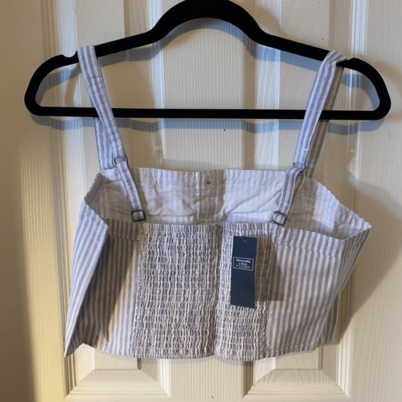 Abercrombie and Fitch Crop Top - L - Picture 4 of 10